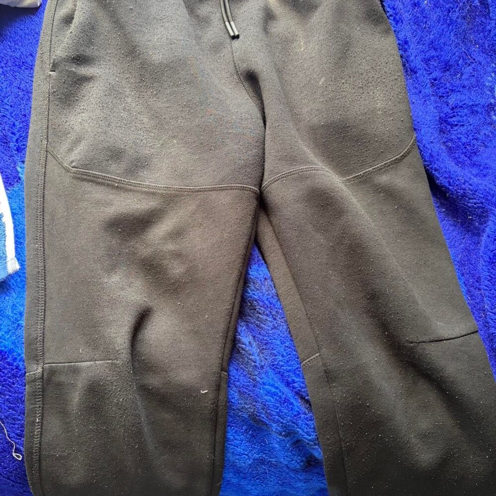 Primark Men's Black Joggers-tracksuits